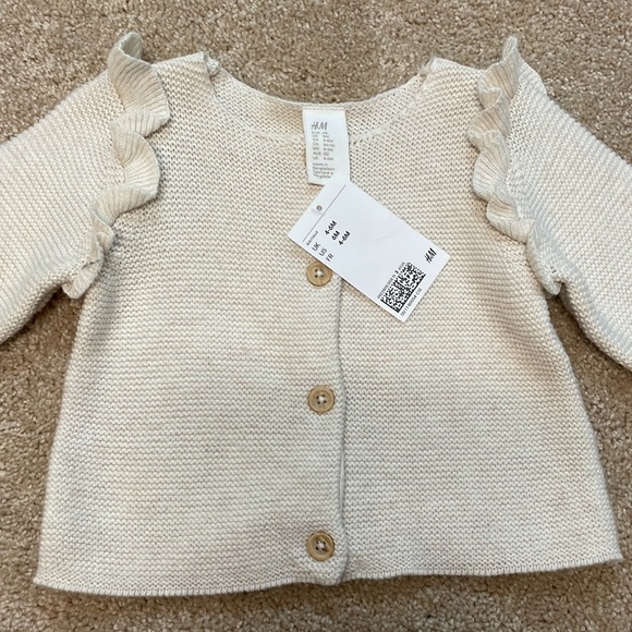NWT! Button up sweater - Picture 3 of 3